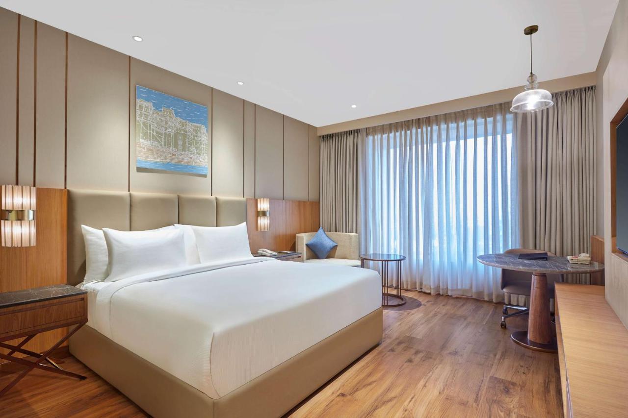 Doubletree By Hilton Varanasi Bagian luar foto
