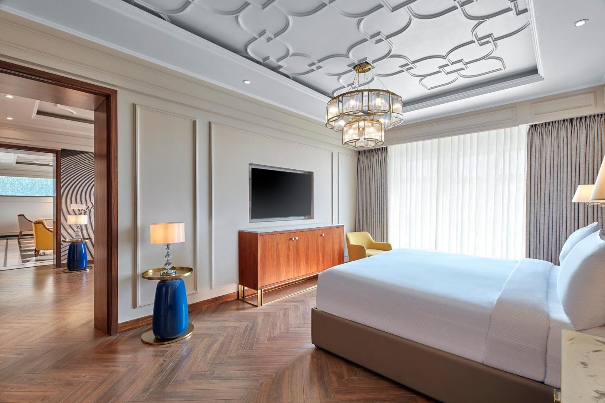 Doubletree By Hilton Varanasi Bagian luar foto